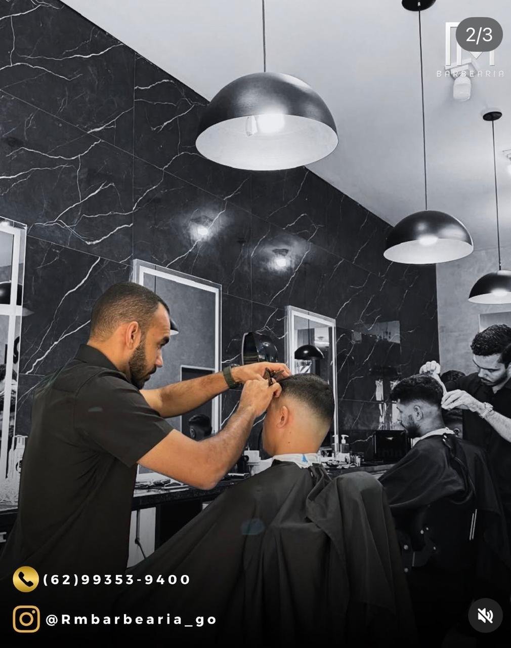 Acabamento de cabelo masculino